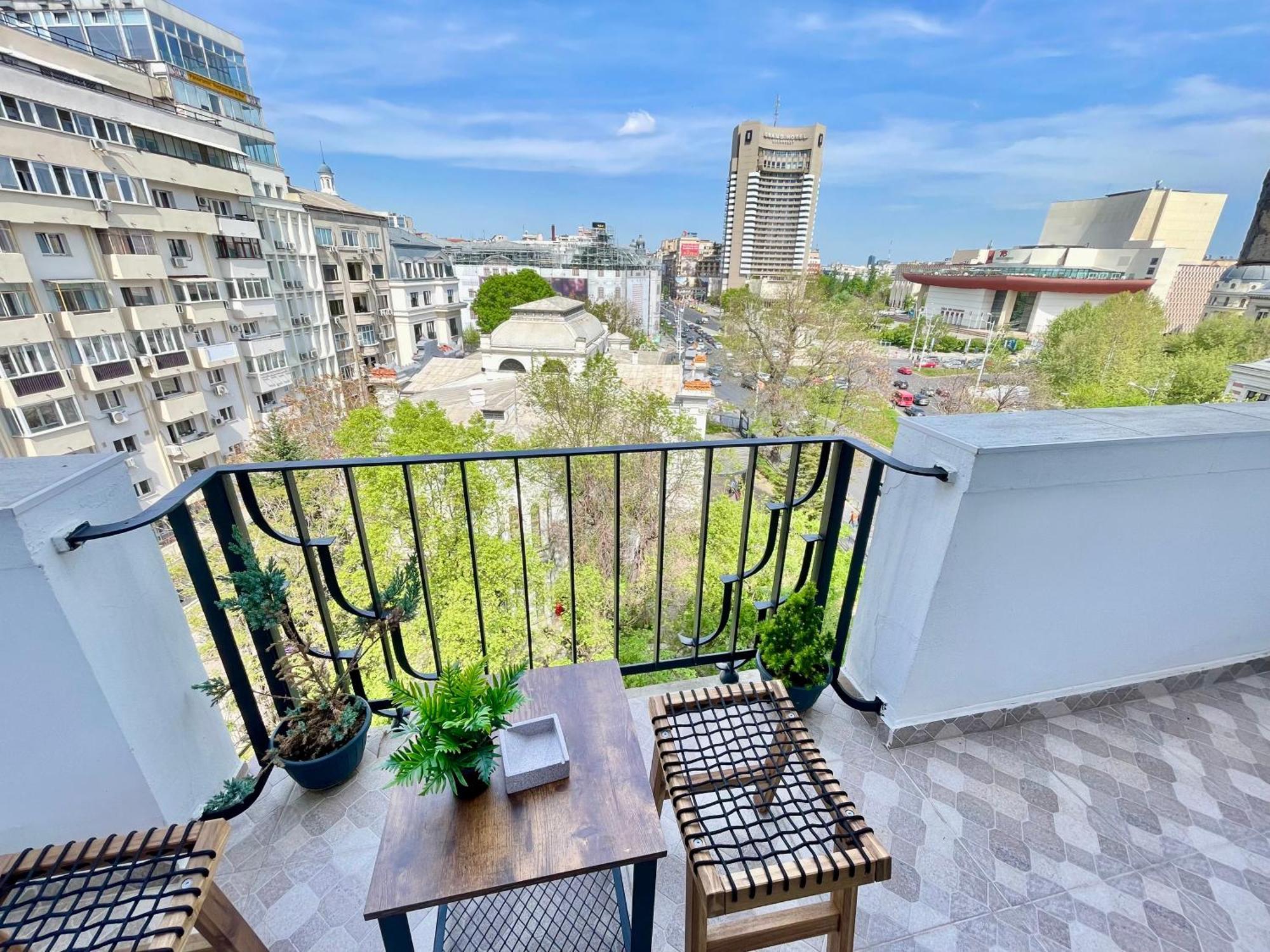Metropole Apartments - Old City Boekarest Buitenkant foto